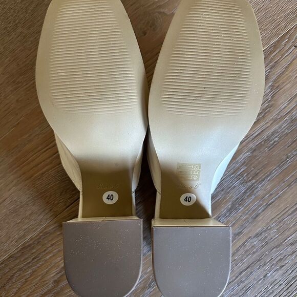 SAINT G JASMINE  OFF WHITE BLOCK HEEL MULE - Picture 13 of 13